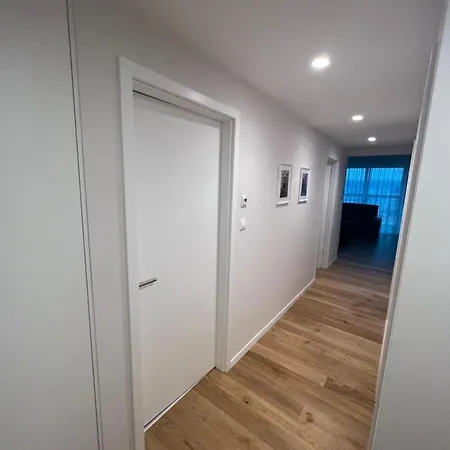 Stylish With Stunning View Possibility Of Parking Appartamento Bratislava