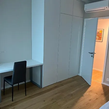 Apartamento Stylish With Stunning View Possibility Of Parking *