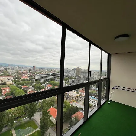 Apartamento Stylish With Stunning View Possibility Of Parking *