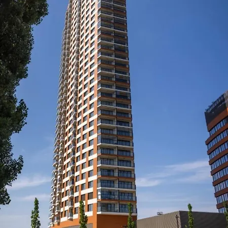 Appartamento Stylish With Stunning View Possibility Of Parking